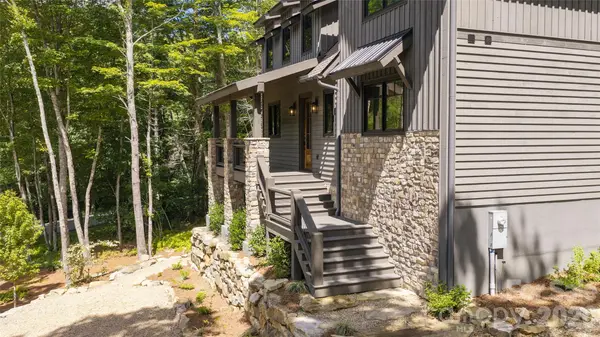 11 E Fish Camp TRL #W19, Glenville, NC 28736