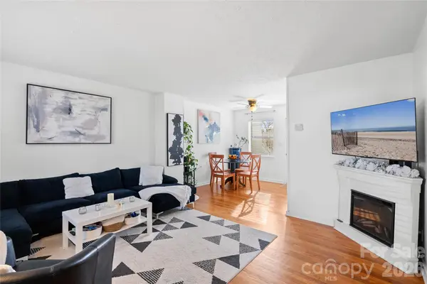 615 Biltmore AVE #H-2, Asheville, NC 28803