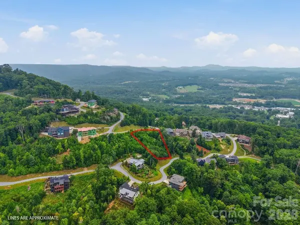 21 Marble Heights TRL, Hendersonville, NC 28791