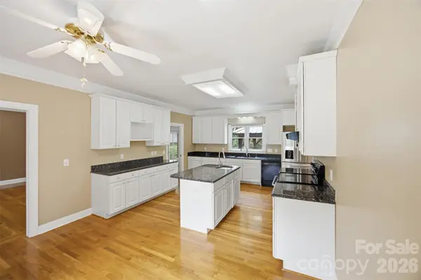 142 Griffin ST, Stanley, NC 28164
