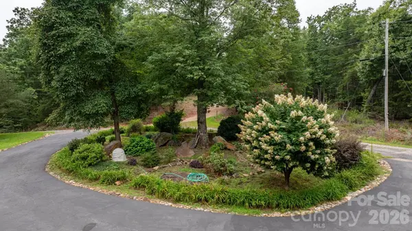 422 Ridge Creek DR, Taylorsville, NC 28681