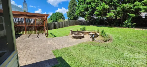 3792 Shasta CIR, Clover, SC 29710