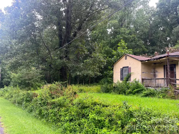 905 Ivey LN, Statesville, NC 28677