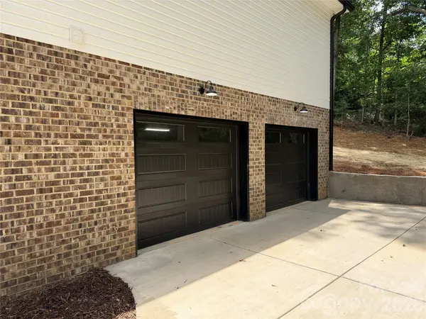 1135 Pinebrook AVE SE, Valdese, NC 28690