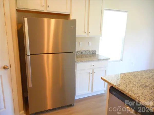 2329 Transatlantic AVE, Charlotte, NC 28215