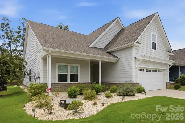 142 Fawnwood CT, Mount Gilead, NC 27306