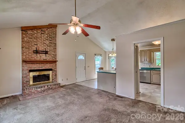 131 Santa Barbara CT, West Columbia, SC 29170