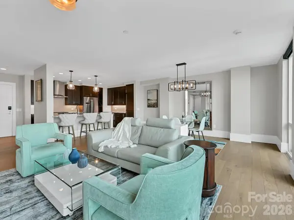 7 Patton AVE #1805, Asheville, NC 28801