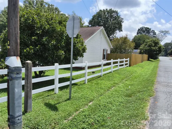 1200 Woodlawn ST, Kannapolis, NC 28083