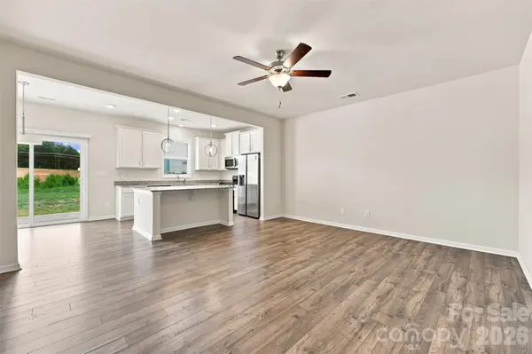 8139 Sheffield DR, Terrell, NC 28682