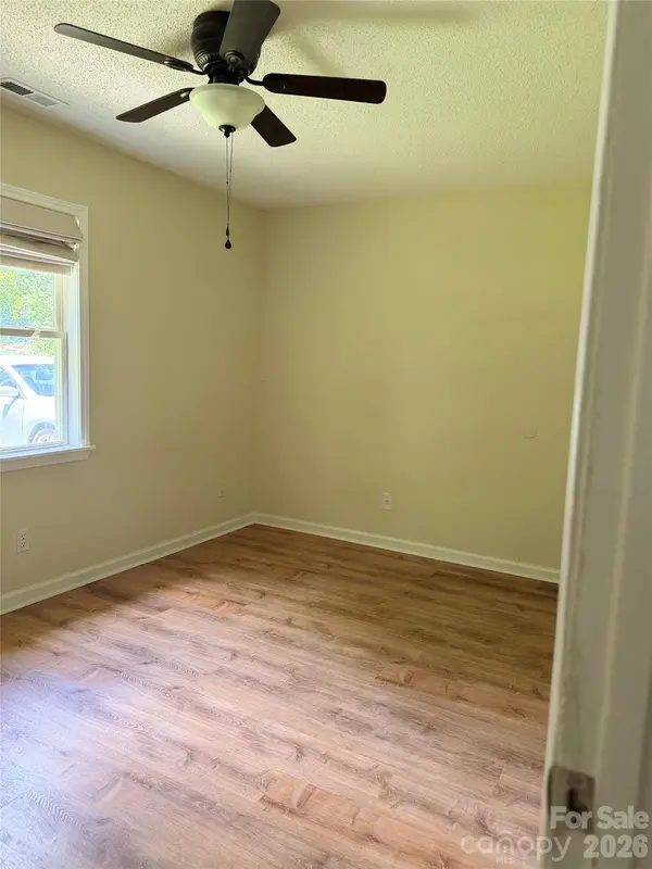6625 Cool Water CT, Charlotte, NC 28215