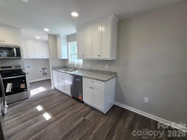 209 W Roswell ST, Troy, NC 27371
