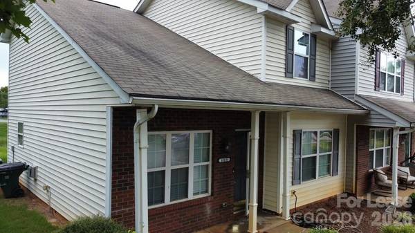 10131 Ballyclare CT, Charlotte, NC 28213