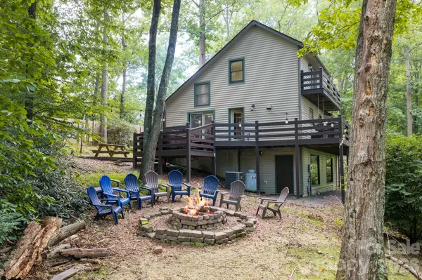 232 Ladson Spring TRL, Mills River, NC 28759