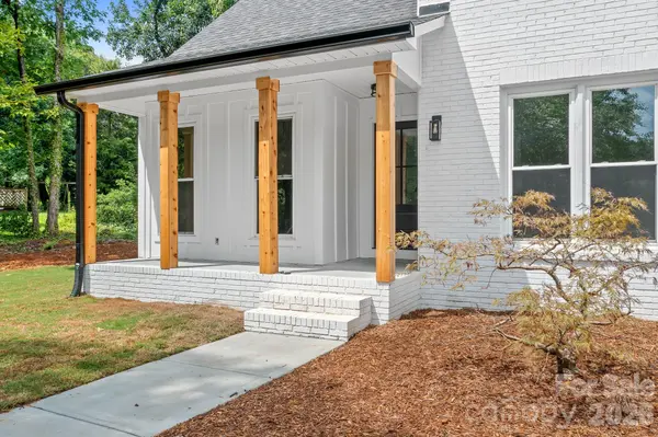 13121 Graymist DR, Charlotte, NC 28215