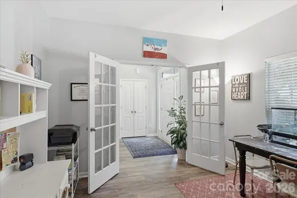 3829 Franklin Meadows DR, Matthews, NC 28105