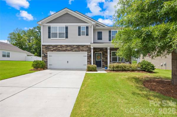 705 Saddlebred LN, Locust, NC 28097