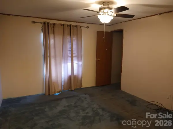 60 Rolling Creek DR, Sumter, SC 29153