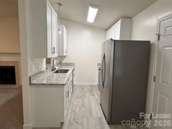 404 Kingville DR, Charlotte, NC 28213