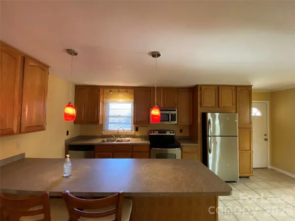 203 Ratchford Farm RD, Gastonia, NC 28056