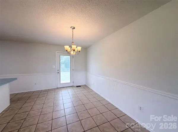 2243 Mintew CIR, Lincolnton, NC 28092