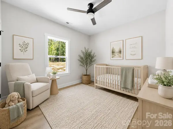 105 Darvee RD, Blacksburg, SC 29702