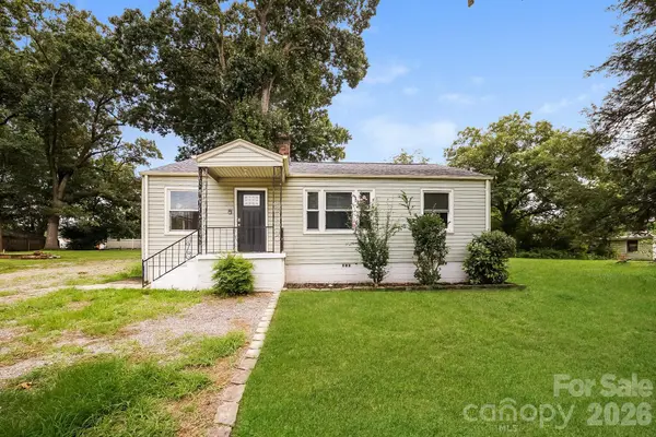 309 Eastside DR, Statesville, NC 28625
