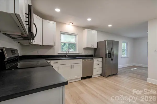 6109 Robinson Church RD, Charlotte, NC 28215