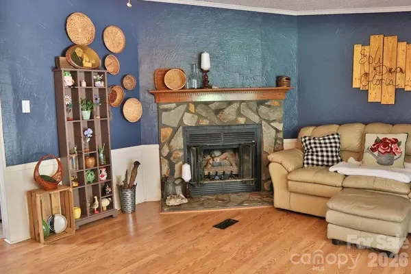 2095 Goodman Lake RD, Morganton, NC 28655