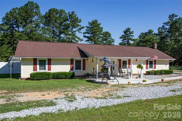 4576 Hwy 213 HWY, Winnsboro, SC 29180
