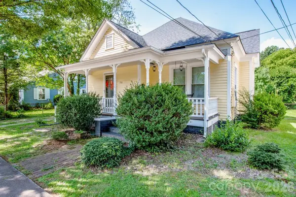 316 S Race ST, Statesville, NC 28677