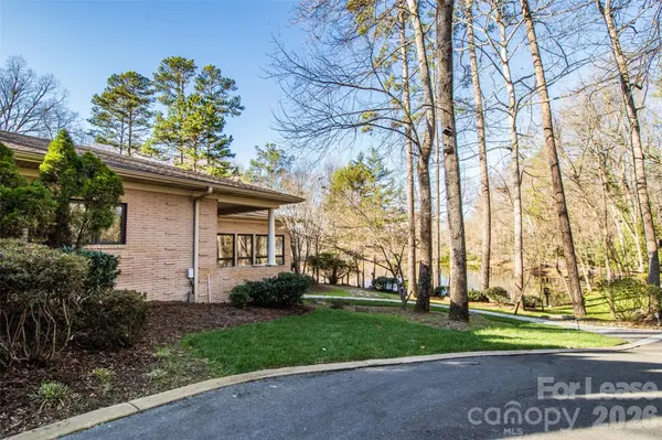 3911 Lakeside DR, Charlotte, NC 28270