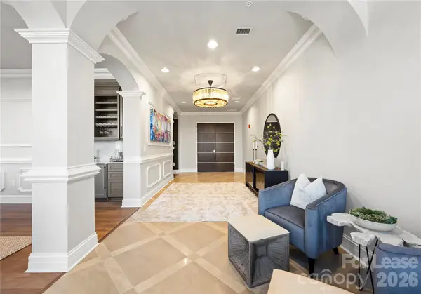 222 S Caldwell ST #2203, Charlotte, NC 28202