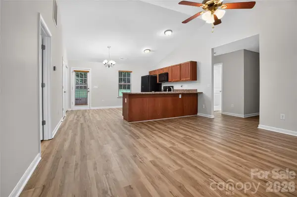 213 Winding Cedar DR, Statesville, NC 28677