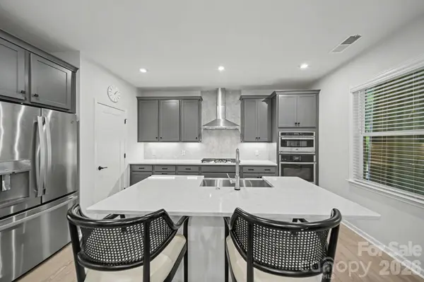 8114 Franklin Trail ST, Charlotte, NC 28227