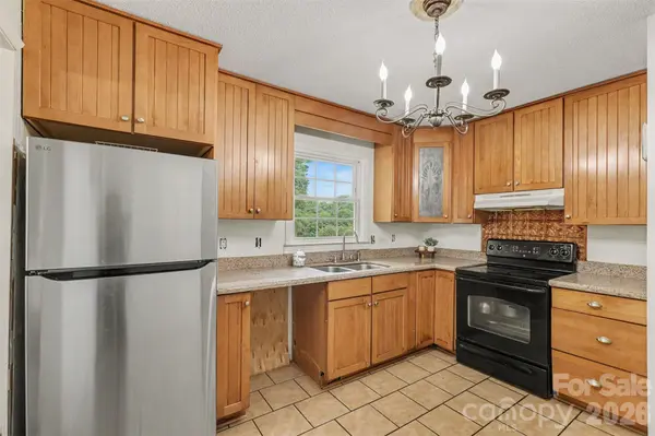 834 Applegate CT, Gastonia, NC 28054