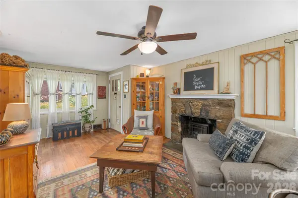 21 Lincoln AVE, Asheville, NC 28803