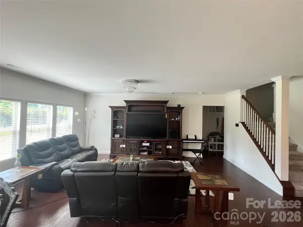 8411 Flint Hill DR, Charlotte, NC 28273