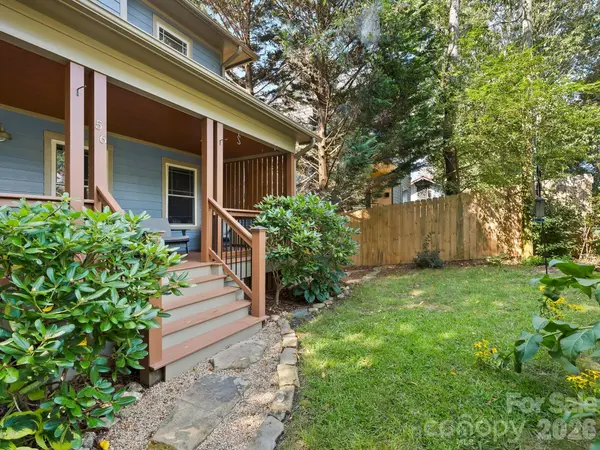 56 Harvard PL, Asheville, NC 28806