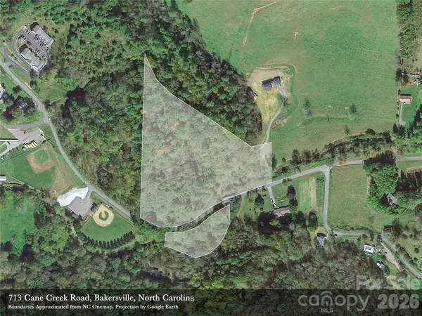 713 Cane Creek RD, Bakersville, NC 28705