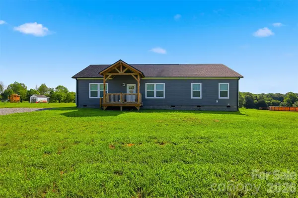 629 Mount Wesley Church RD, Hiddenite, NC 28636