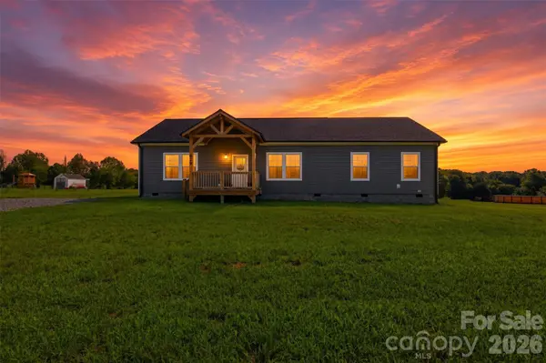 629 Mount Wesley Church RD, Hiddenite, NC 28636