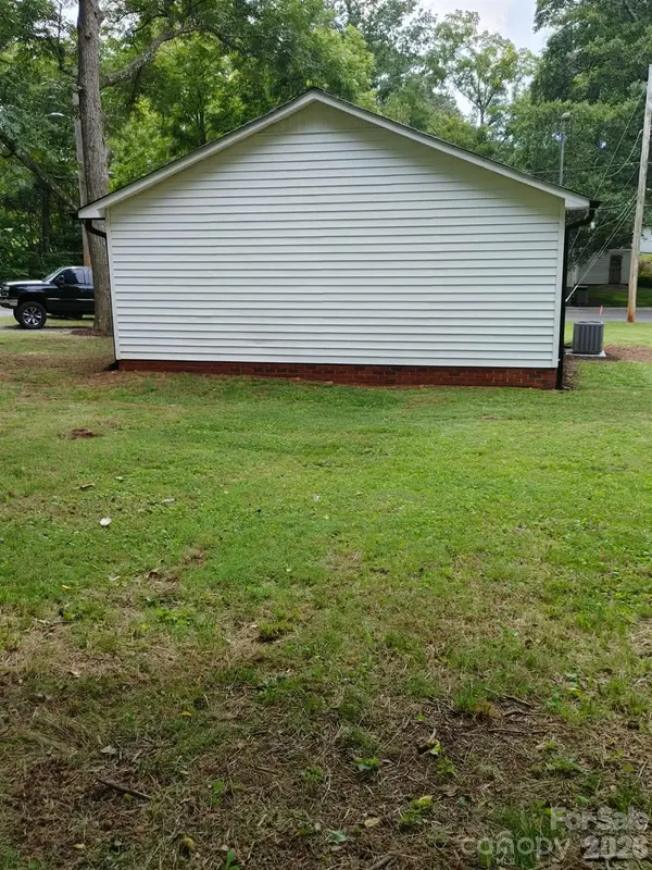700 Harmon RD, Kings Mountain, NC 28086