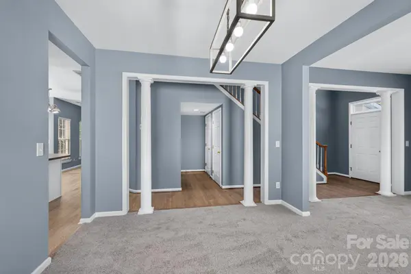 728 Knightswood RD, Fort Mill, SC 29708