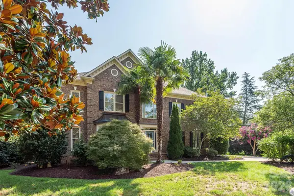 11645 Stonebriar DR, Charlotte, NC 28277