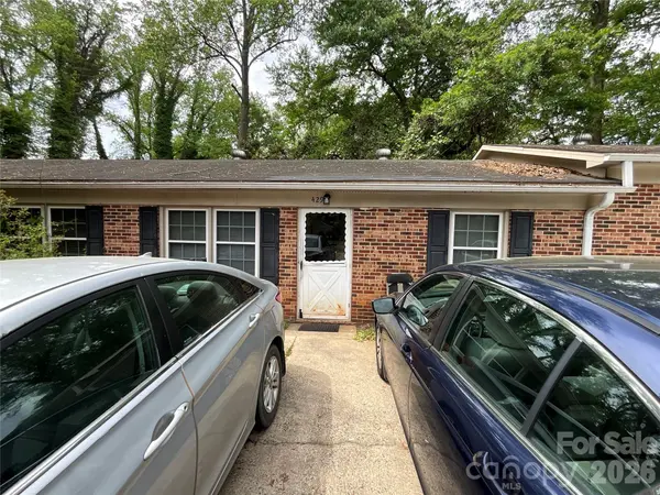 423 N Carpenter ST, Gastonia, NC 28054