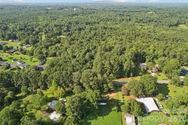 10505 Earnhardt Lake RD, Davidson, NC 28036