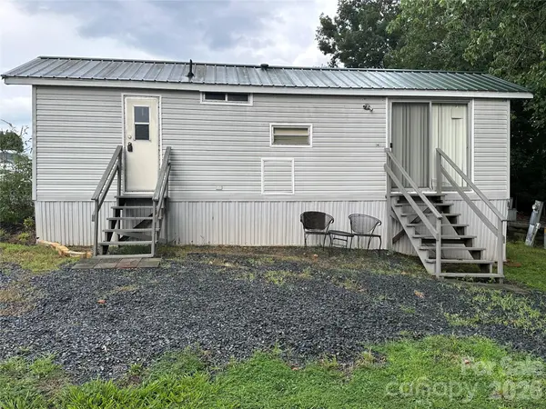 109 Hummingbird CIR, New London, NC 28127