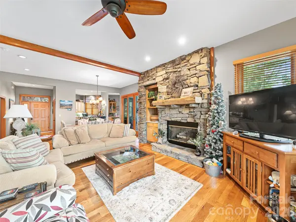 81 Stoney Falls LOOP #C3, Burnsville, NC 28714