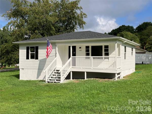 640 Hawthorne ST, Hudson, NC 28638